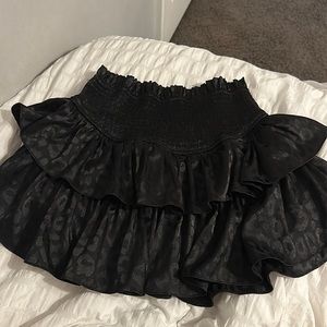 boutique skort that i am obsessed w just doesn’t fit anymore! so cute on;